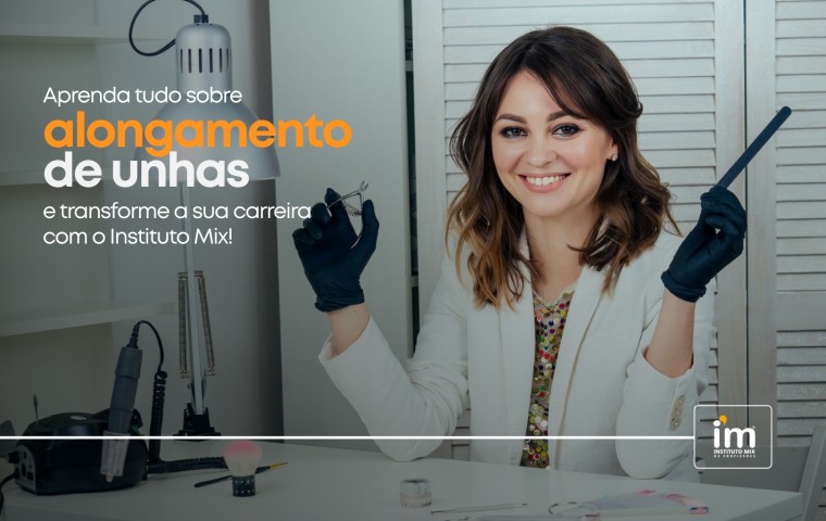 Alongamento de unhas